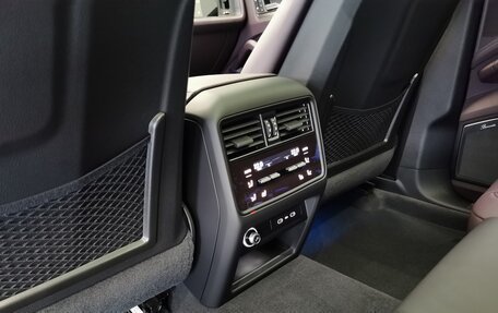 Porsche Cayenne III, 2025 год, 19 355 000 рублей, 29 фотография