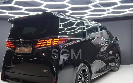 Toyota Alphard, 2025 год, 16 590 000 рублей, 4 фотография