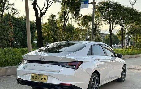 Hyundai Elantra, 2023 год, 1 720 000 рублей, 6 фотография