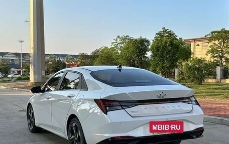 Hyundai Elantra, 2023 год, 1 720 000 рублей, 3 фотография