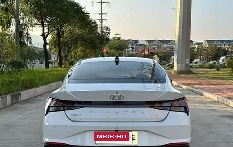 Hyundai Elantra, 2023 год, 1 720 000 рублей, 5 фотография