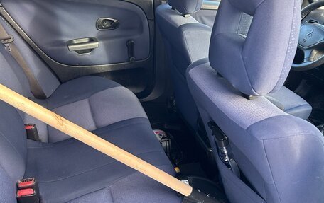 Mitsubishi Carisma I, 2003 год, 355 000 рублей, 6 фотография