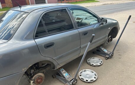 Mitsubishi Carisma I, 2003 год, 355 000 рублей, 13 фотография