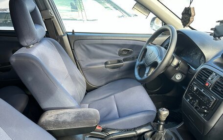 Mitsubishi Carisma I, 2003 год, 355 000 рублей, 11 фотография