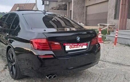 BMW 5 серия, 2010 год, 1 750 000 рублей, 2 фотография