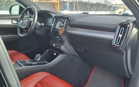 Volvo XC40 I, 2018 год, 2 700 000 рублей, 7 фотография