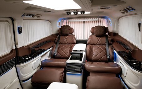 Mercedes-Benz V-Класс, 2024 год, 32 880 000 рублей, 4 фотография