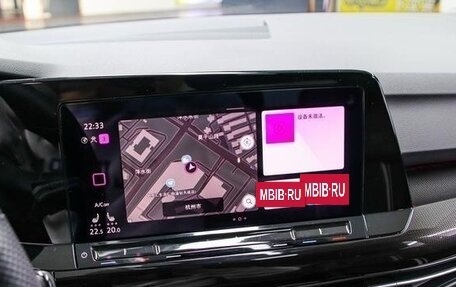 Volkswagen Golf VIII, 2022 год, 1 650 000 рублей, 12 фотография