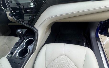 Toyota Camry, 2021 год, 3 500 000 рублей, 14 фотография