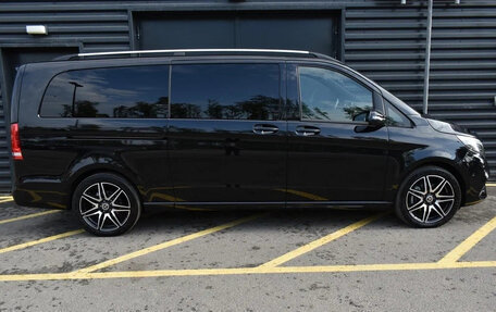 Mercedes-Benz V-Класс, 2023 год, 7 950 000 рублей, 6 фотография
