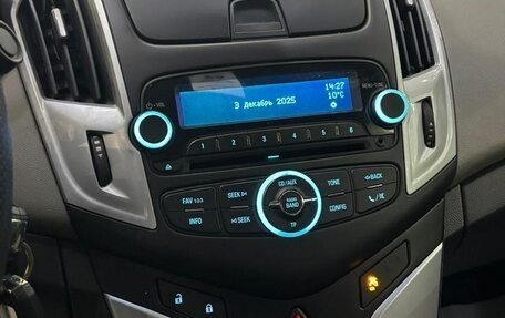 Chevrolet Cruze II, 2013 год, 600 000 рублей, 10 фотография