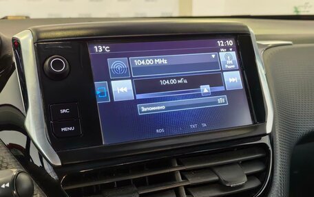 Peugeot 2008 II, 2016 год, 999 000 рублей, 13 фотография