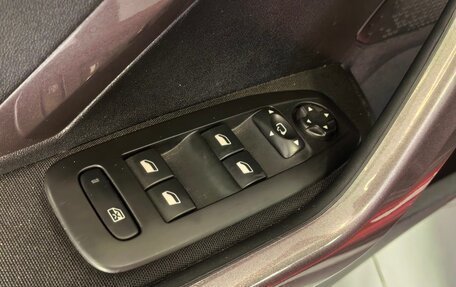 Peugeot 2008 II, 2016 год, 999 000 рублей, 16 фотография