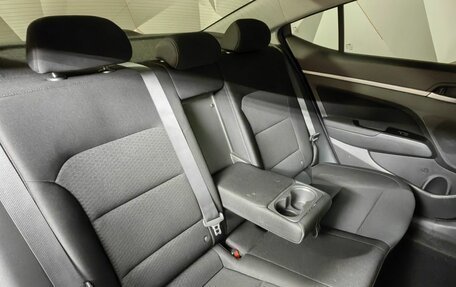 Hyundai Elantra VI рестайлинг, 2019 год, 1 657 000 рублей, 16 фотография