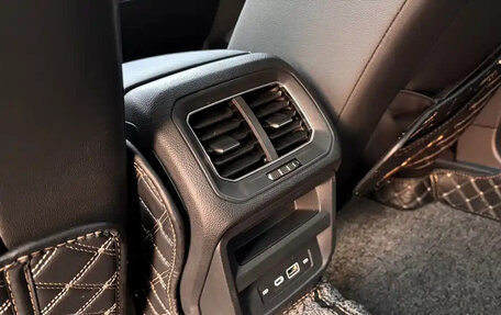 Volkswagen Tiguan II, 2023 год, 2 633 911 рублей, 14 фотография