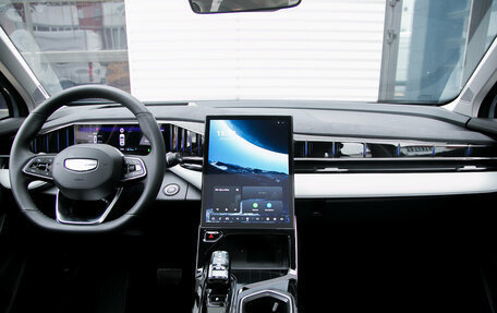 Geely Atlas, 2025 год, 3 920 990 рублей, 13 фотография