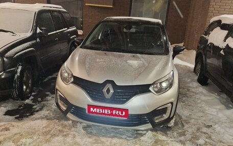 Renault Kaptur I рестайлинг, 2017 год, 1 400 000 рублей, 1 фотография