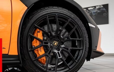 Lamborghini Huracán, 2024 год, 550 000 рублей, 6 фотография