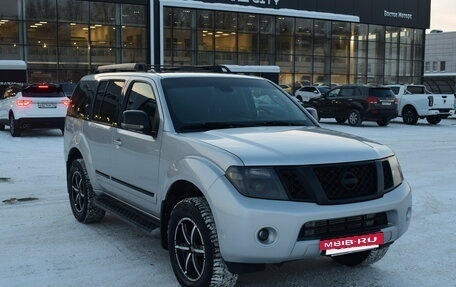 Nissan Pathfinder, 2012 год, 1 287 000 рублей, 3 фотография