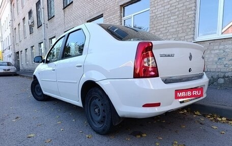 Renault Logan I, 2011 год, 600 000 рублей, 2 фотография