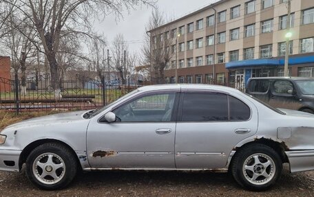 Nissan Cefiro II, 1996 год, 250 000 рублей, 3 фотография
