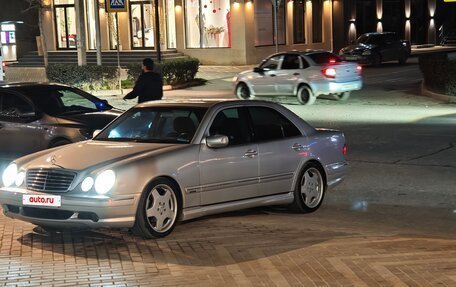 Mercedes-Benz E-Класс, 2000 год, 980 000 рублей, 2 фотография