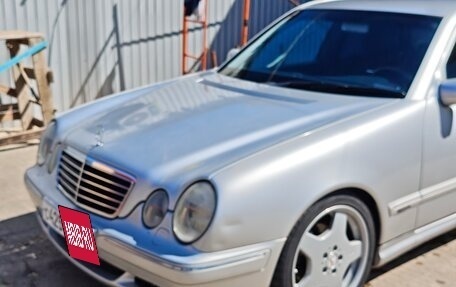 Mercedes-Benz E-Класс, 2000 год, 980 000 рублей, 5 фотография