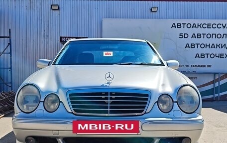 Mercedes-Benz E-Класс, 2000 год, 980 000 рублей, 4 фотография