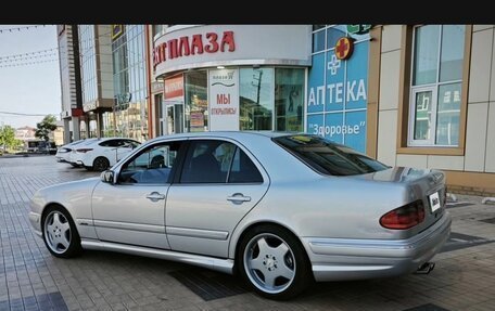 Mercedes-Benz E-Класс, 2000 год, 980 000 рублей, 24 фотография