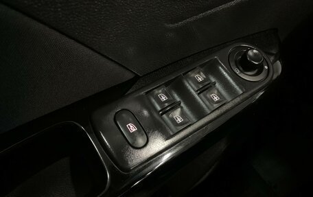 Renault Kaptur I рестайлинг, 2017 год, 1 618 000 рублей, 13 фотография