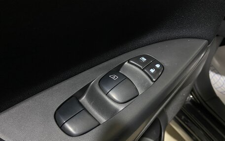 Nissan Tiida, 2015 год, 990 000 рублей, 13 фотография