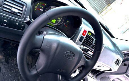 Hyundai Tucson III, 2008 год, 915 000 рублей, 17 фотография