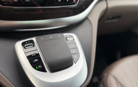 Mercedes-Benz V-Класс, 2023 год, 7 950 000 рублей, 17 фотография