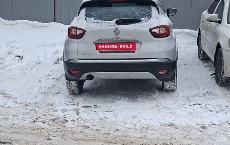 Renault Kaptur I рестайлинг, 2017 год, 1 400 000 рублей, 2 фотография