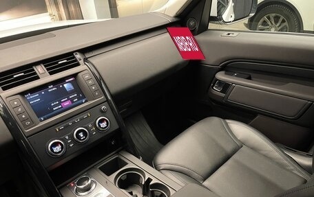 Land Rover Discovery IV, 2017 год, 3 900 000 рублей, 26 фотография