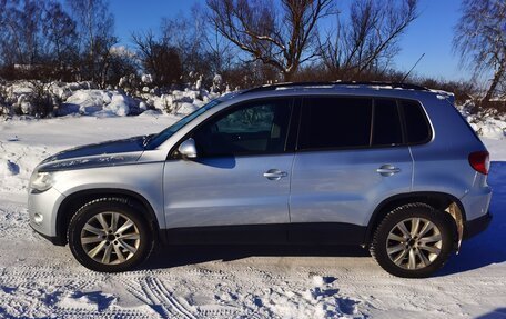 Volkswagen Tiguan I, 2010 год, 900 000 рублей, 2 фотография