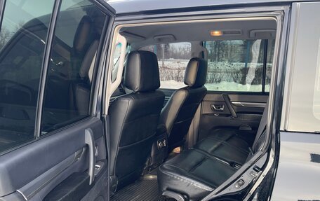 Mitsubishi Pajero IV, 2007 год, 1 500 000 рублей, 8 фотография