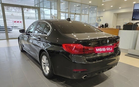 BMW 5 серия, 2018 год, 2 990 000 рублей, 8 фотография