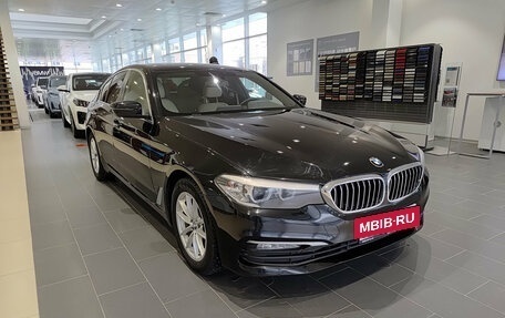 BMW 5 серия, 2018 год, 2 990 000 рублей, 3 фотография