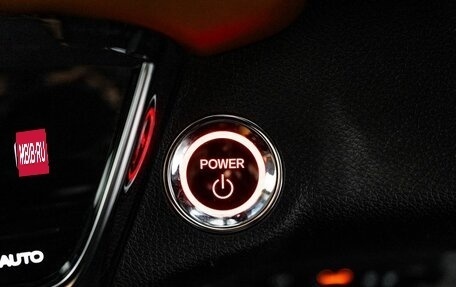 Honda Vezel, 2018 год, 1 850 000 рублей, 14 фотография