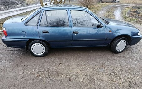 Daewoo Nexia I рестайлинг, 2004 год, 290 000 рублей, 3 фотография