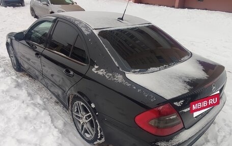 Mercedes-Benz E-Класс, 2007 год, 880 000 рублей, 6 фотография