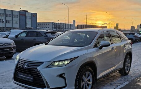 Lexus RX IV рестайлинг, 2017 год, 3 300 000 рублей, 3 фотография