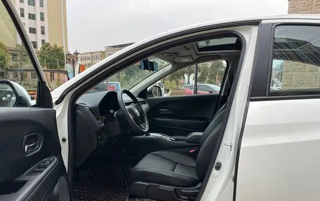 Honda Vezel, 2022 год, 1 650 007 рублей, 7 фотография