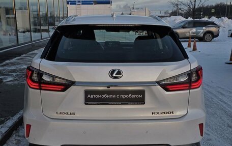 Lexus RX IV рестайлинг, 2017 год, 3 300 000 рублей, 9 фотография
