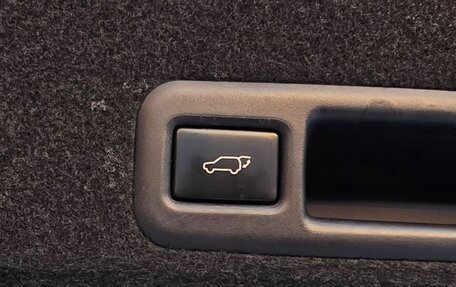 Lexus RX IV рестайлинг, 2017 год, 3 300 000 рублей, 10 фотография