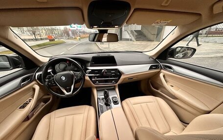 BMW 5 серия, 2018 год, 3 350 000 рублей, 14 фотография