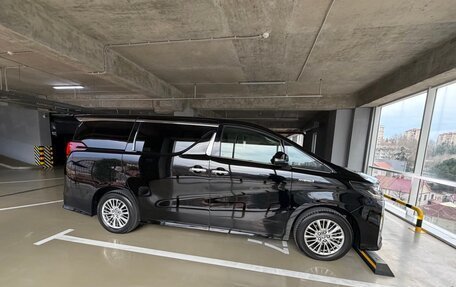 Toyota Alphard III, 2020 год, 6 250 000 рублей, 1 фотография