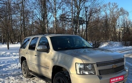 Chevrolet Tahoe III, 2012 год, 2 000 000 рублей, 1 фотография