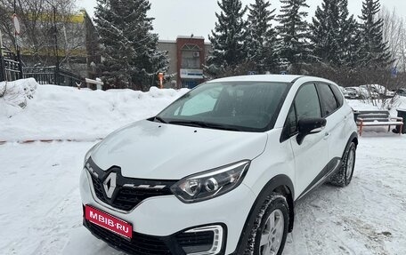 Renault Kaptur I рестайлинг, 2021 год, 1 550 000 рублей, 1 фотография